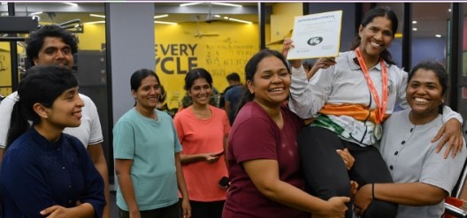 Sivakasi woman who achieved at the age of 50! Such an achievement at the age of 50!